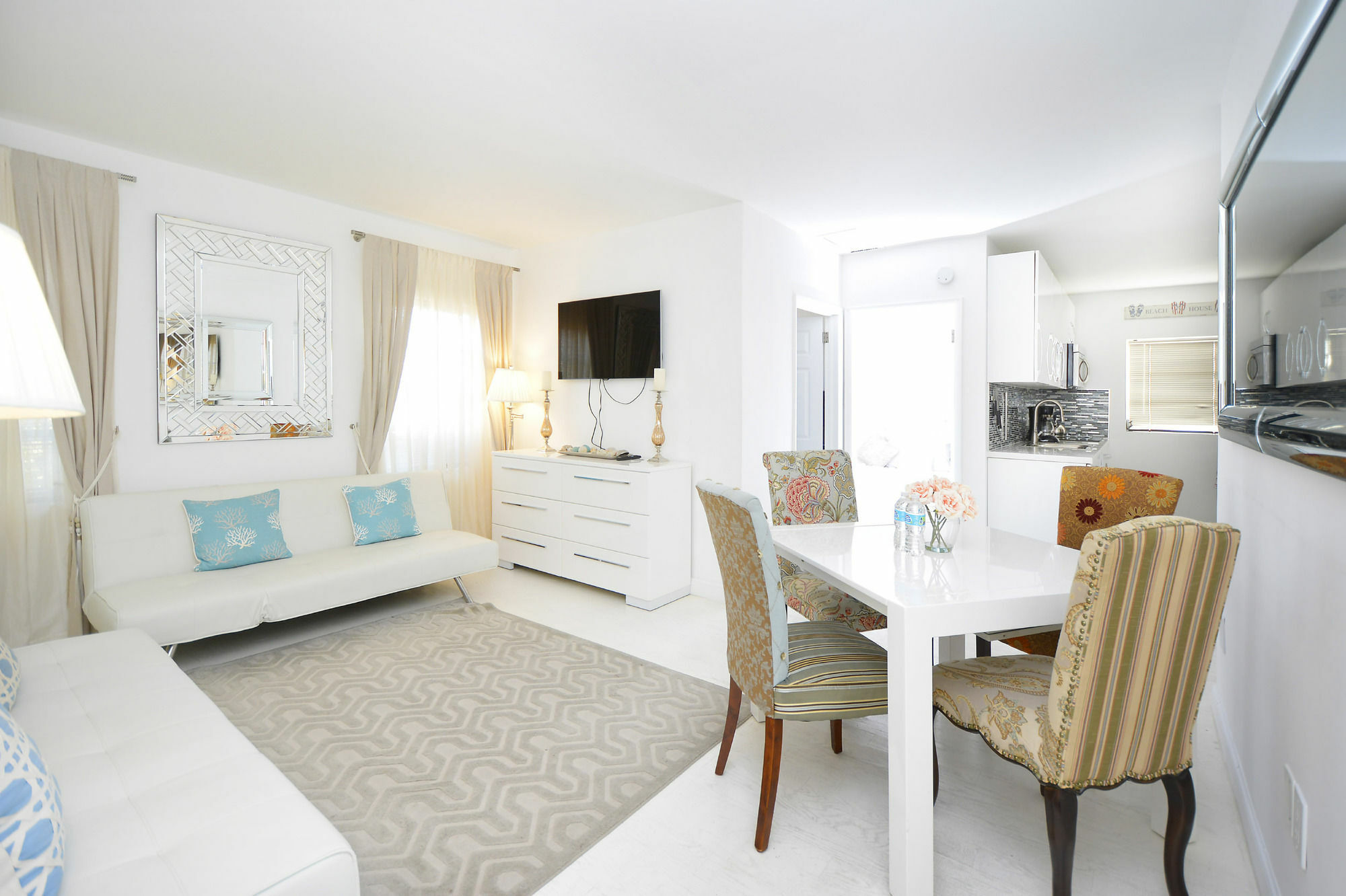 Sunrise Court Apartments Miami Beach Exterior photo